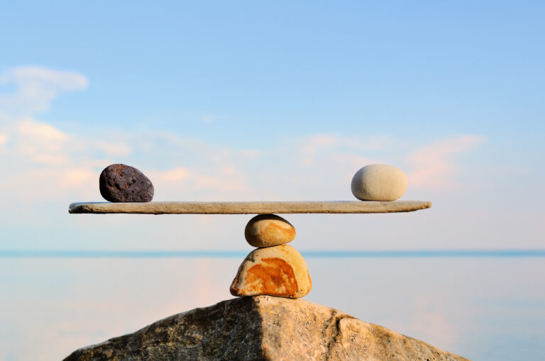 How to balance knowledge and skills in the primary curriculum
