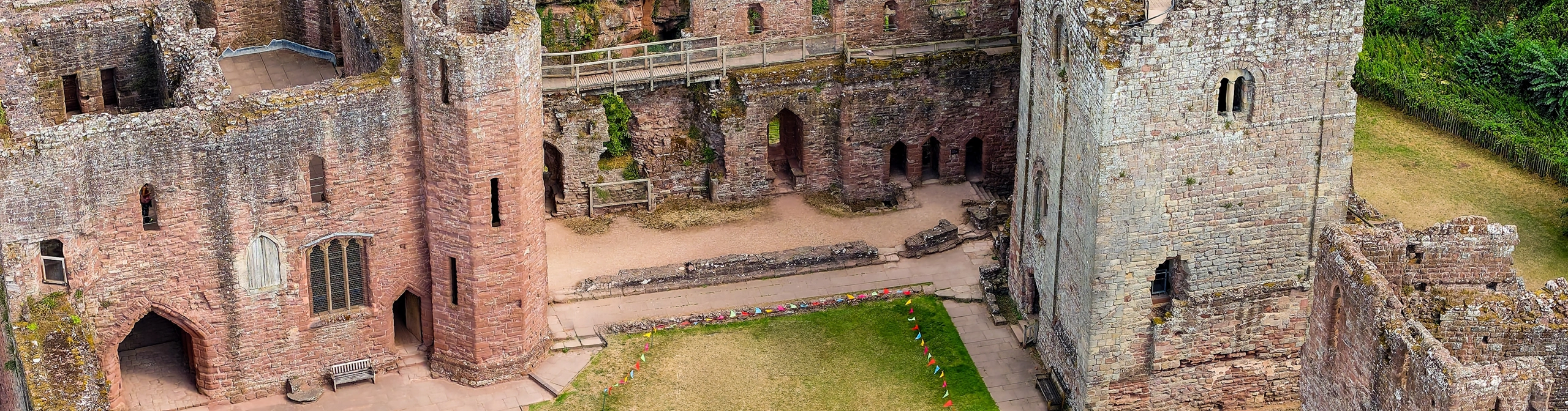 Towers, Tunnels and Turrets — Cornerstones curriculum project